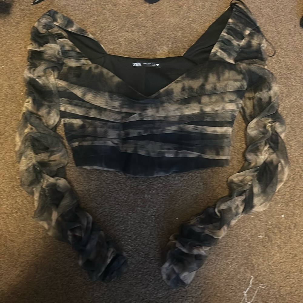 Cute Zara crop top! Work once